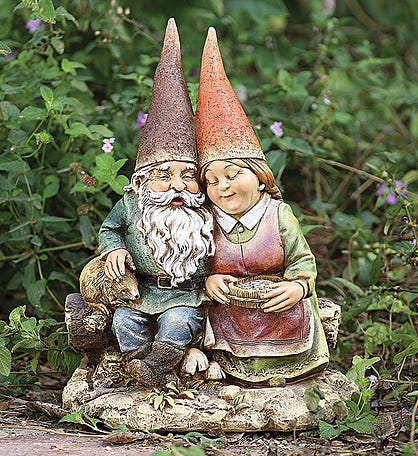 Gnome Couple Statue